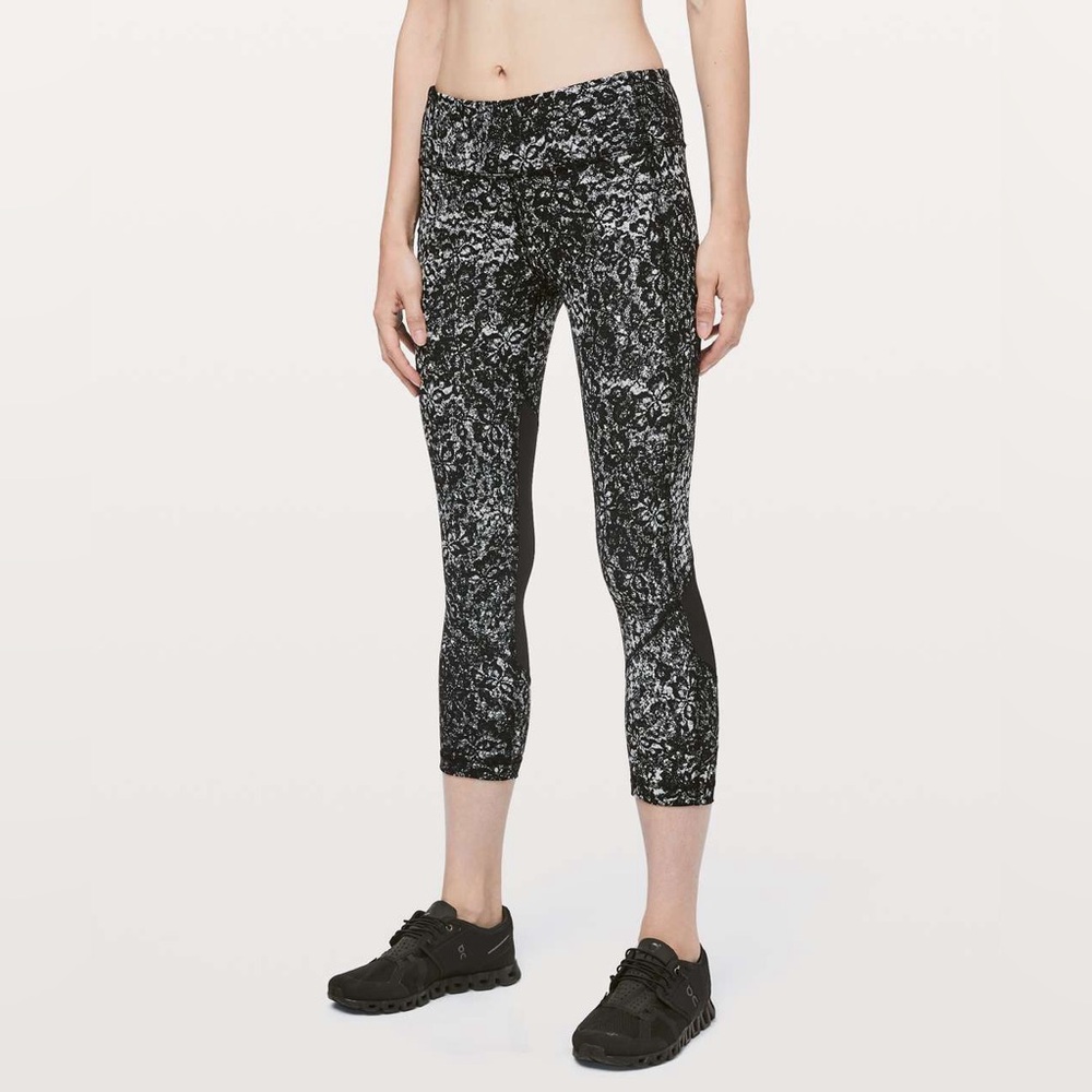 lululemon pace rival crop NWT